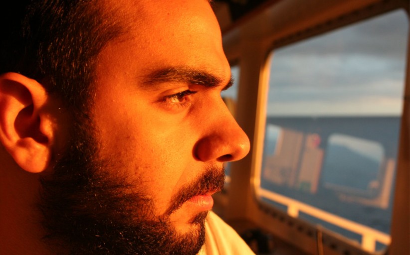 رسالة من مصري ندمان عالسفر